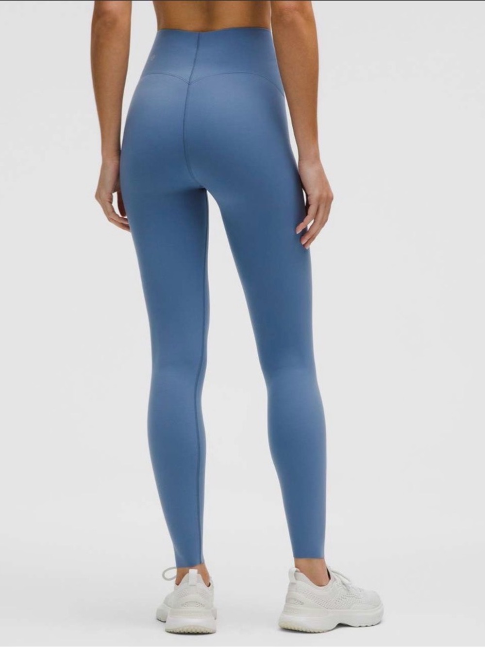 Lululemon Glow Up Super-High-Rise Tight 28"
Washed Denim - Picture 2 of 9